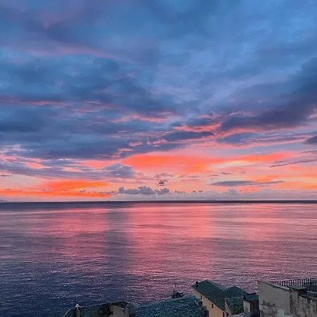 Casa Guasco Superbe Duplex Au Coeur De La Citadelle, Vue A 360 Bastia (Corsica)